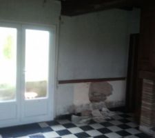 Le couloir qui prendra le conduit d'air frais. 

Face sud