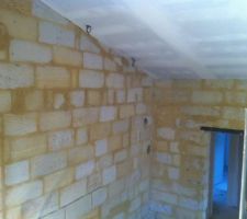 Vue d'ensemble apr&egrave;s rejointage du salon