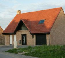 Façade et pignon droit d'une construction Piraino sur Estaires (59)