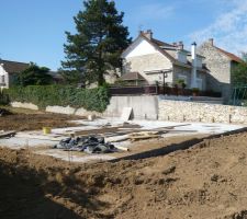 1er étape du remblais c'est fait :-)