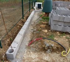 Le début du premier rang d'agglo du vide sanitaire.