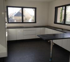 Plan travail granite cuisine