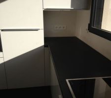 Plan travail granite cuisine