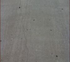Fissures sur la dalle