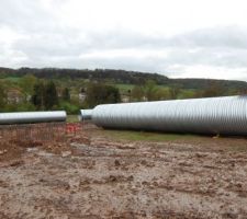 Installation des cuves de rétention des eaux pluviales du lotissement