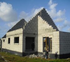 Vue de cot&eacute; et arri&egrave;re