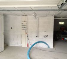 Et voil&agrave;, premi&egrave;re journ&eacute;e des peintres : op&eacute;ration garage de Monsieur !!!