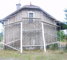 Fin de la dépose du bardage sur le pignon Ouest !