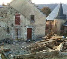 Cabanon detruit, il faut maintenant trier tout ça!!