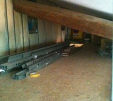 Mezzanine au dessus des futures chambres   grenier