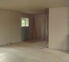 On a du mal &agrave; croire que &ccedil;a va ressembler &agrave; une maison... lol