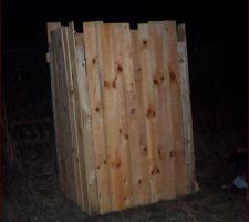 Il s'agit de la cabane au fond du jardin pour le pipi des dames !!!