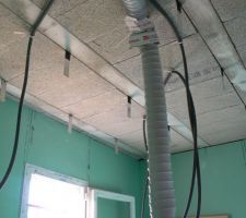 Plafond salle de bain en cours
