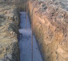 Séchage des fondations et vue sur les renforts verticaux