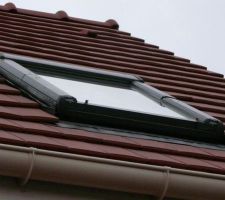 Capot de fenêtre décollé