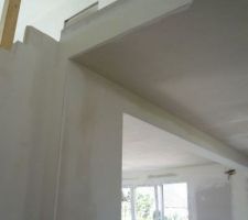 Plâtre au plafond du RDC