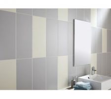 Faïence gris galet pour salle de bain étage