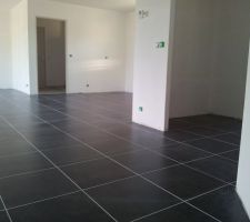 Carrelage avec joints effectués