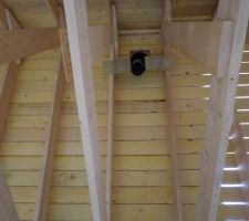 Le conduit de cheminé vu de la maison