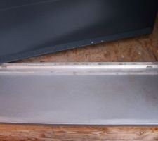 Joint de la porte d'entrée.