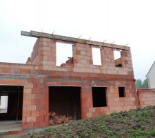 L'arrière de la maison prend forme