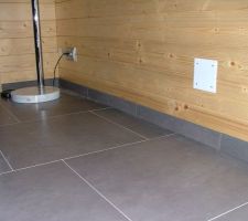 Plinthes carrelage au s&eacute;jours