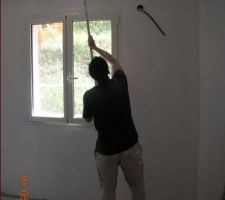 Peinture du plafond d'une chambre