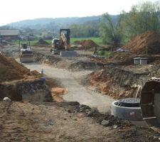 Ils sont devant chez nous ! EP et EU pos&eacute;es ! (&agrave; droite de la photo :p