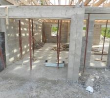 La nouvelle poutre au-dessus du garage