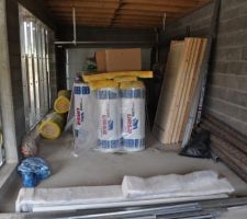 Le garage avec mon Batifibre sur la droite