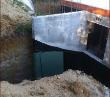 On voit ici la pente naturelle du terrain en fonction des &eacute;tanch&eacute;it&eacute;s r&eacute;alis&eacute;es.