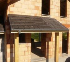 Porche de l'entr&eacute;e