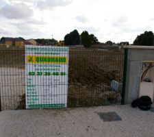 La pose du permis de construire un joyeux moment, avant le d&eacute;but du combat