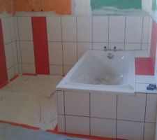 Salle de bain &eacute;tage en cours.