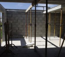 RDC salon, plancher de l'étage en cours