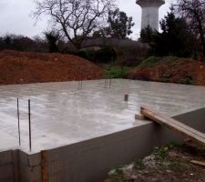 9 d&eacute;cembre 2011 ===> Coulage de la dalle de compression. |