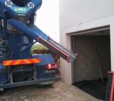 La toupie vient livrée le béton