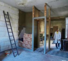 D&eacute;pose de cloisons de distribution