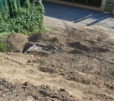 Emplacement de la cuve... dessus sera le jardin