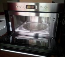 Four micro onde whirlpool