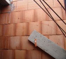 Trac&eacute; escalier sur le mur...