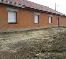 Encore une vue du coté gauche de la maison