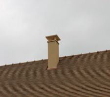 Chapeau de chemin&eacute;e