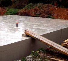 9 d&eacute;cembre 2011 ===> Coulage de la dalle de compression. |