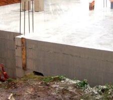 9 d&eacute;cembre 2011 ===> Coulage de la dalle de compression. |