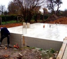 9 d&eacute;cembre 2011 ===> Coulage de la dalle de compression.