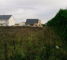 Vue du fond du terrain, 40 m plus loin.
