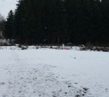 De de l&agrave; &agrave; de l&agrave;... Sous la neige et vu d'en bas.