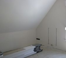 Bureau, couleur talc de chez castorama