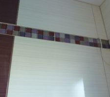 C'est parti pour la pose de la faience de la salle de bain